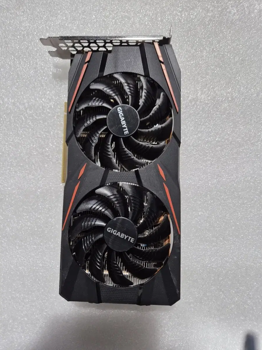 기가바이트 rx570 4g